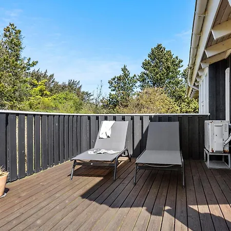 Amazing In With Sauna Feriehus Hirtshals